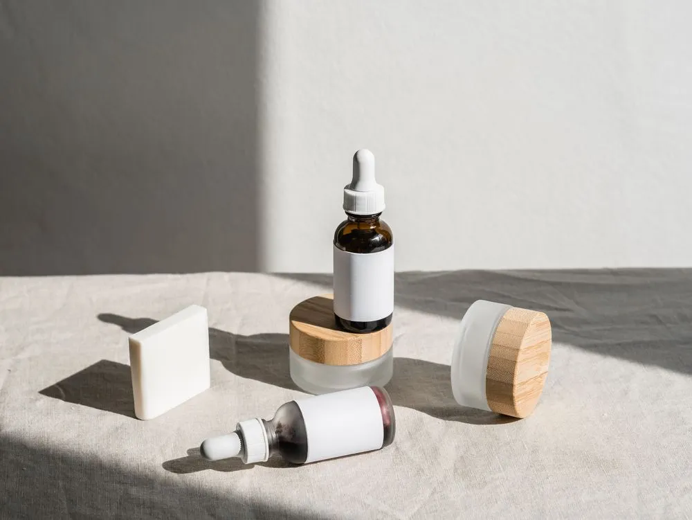 Cosmetic Arrangement